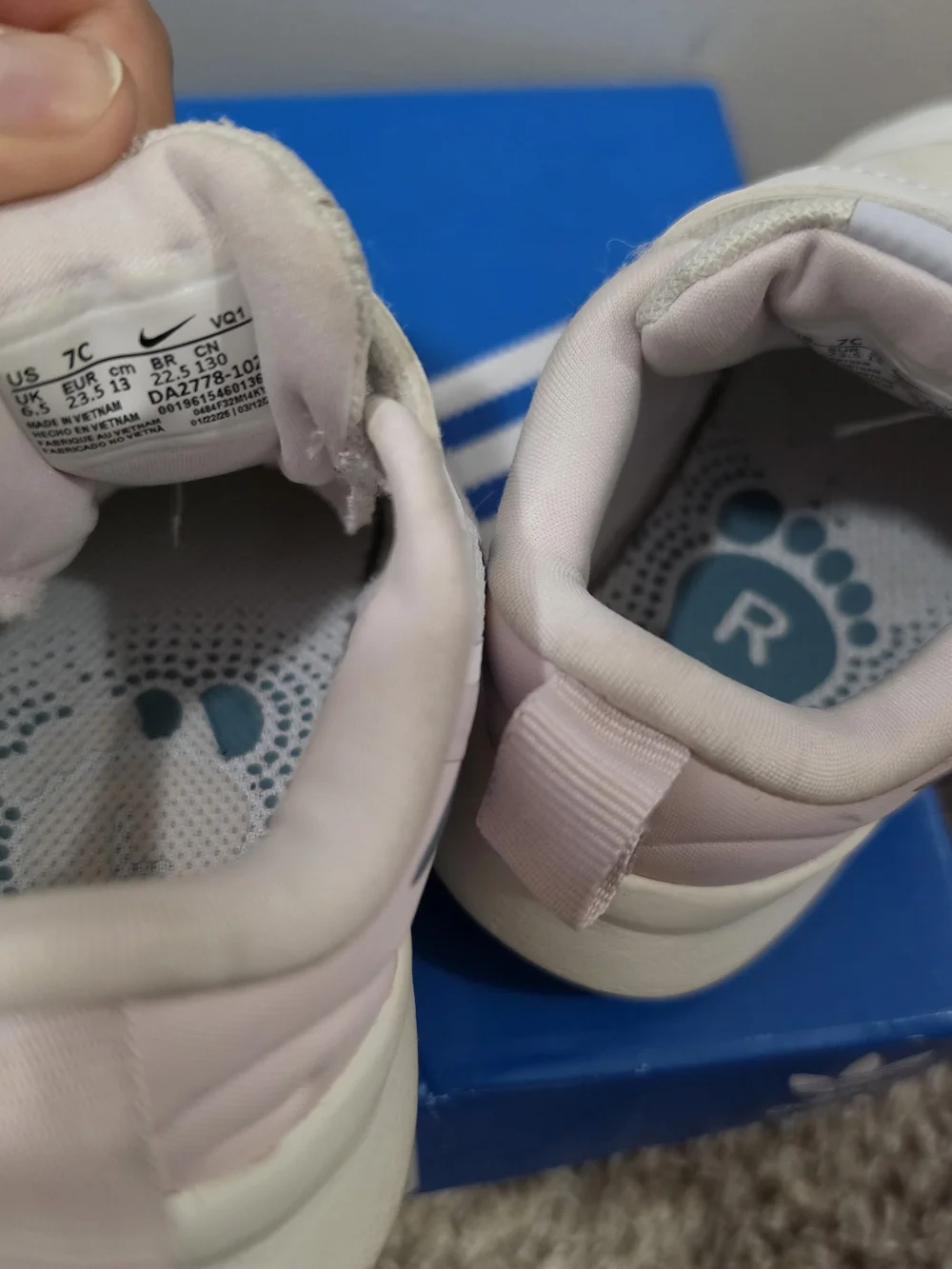 Toddler 7C Sneakers - Samba OG Crocs Nikes